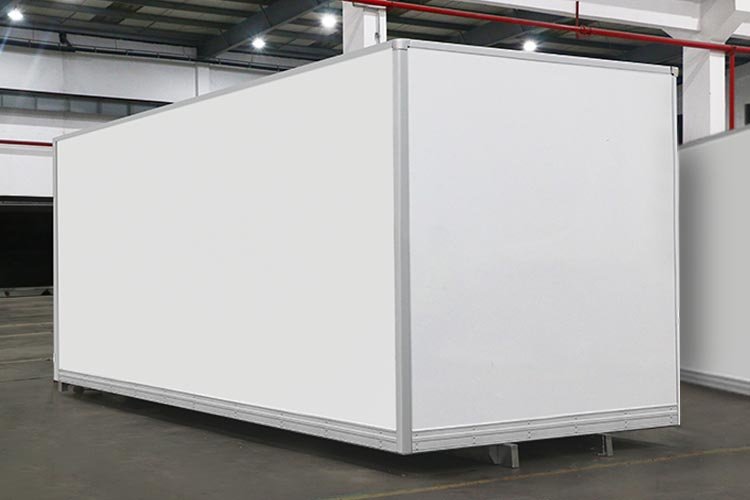 26FT-Box-Truck-What-You-Need-to-Know-01