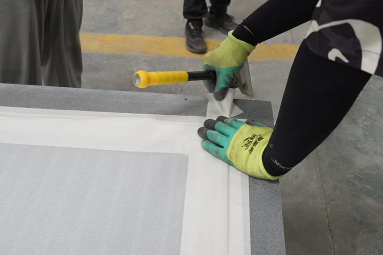 Conception et équipe de camions frigorifiques 3