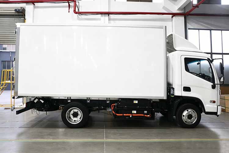 Luton Box Van Body 01